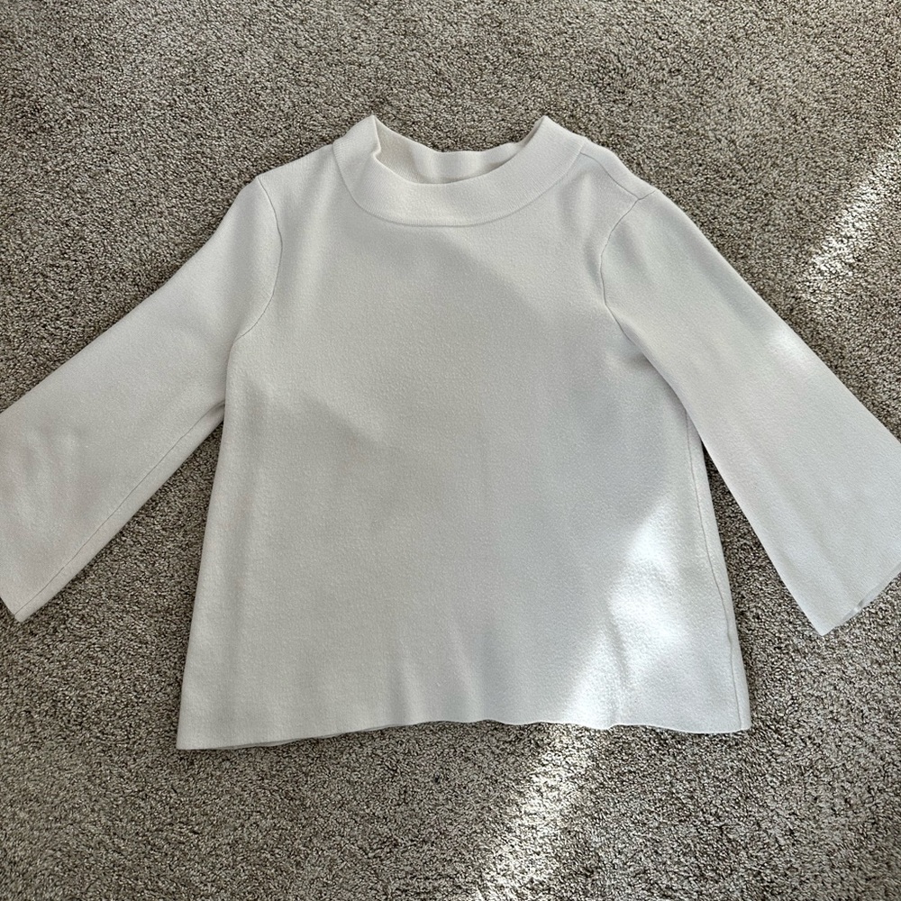 Versona White Top
